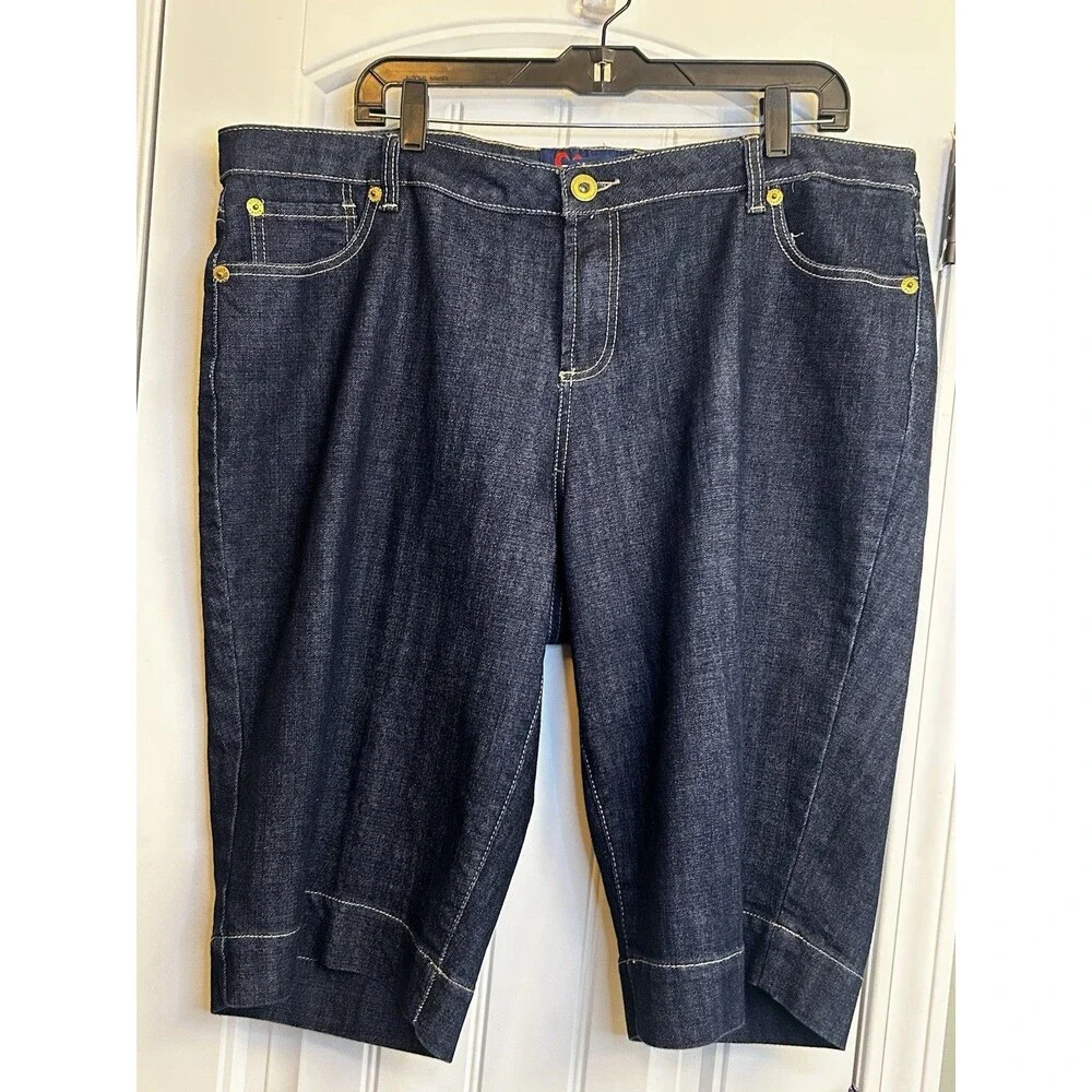 Wah Jeans Women’s 20W Dark Wash Denim Bermuda Shorts Gold Rhinestone Pockets XL